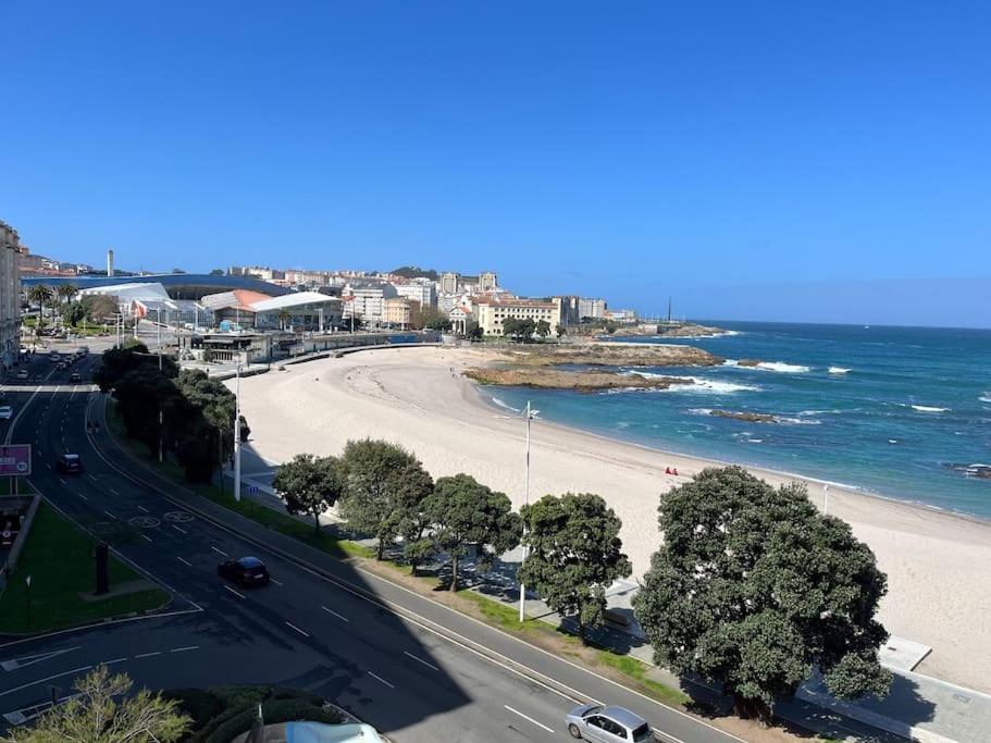 Primera Linea De Playa De Riazor Ла-Корунья Экстерьер фото